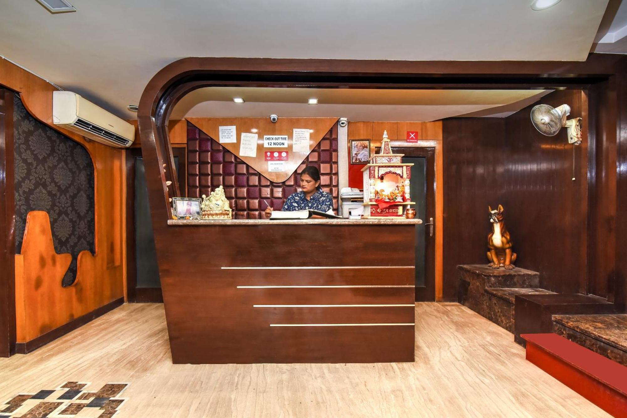 Hotel O Kochar Plaza Дели Экстерьер фото